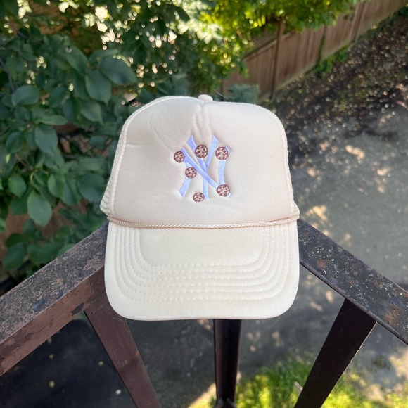 NY Trucker Hat - Picture 1 of 2